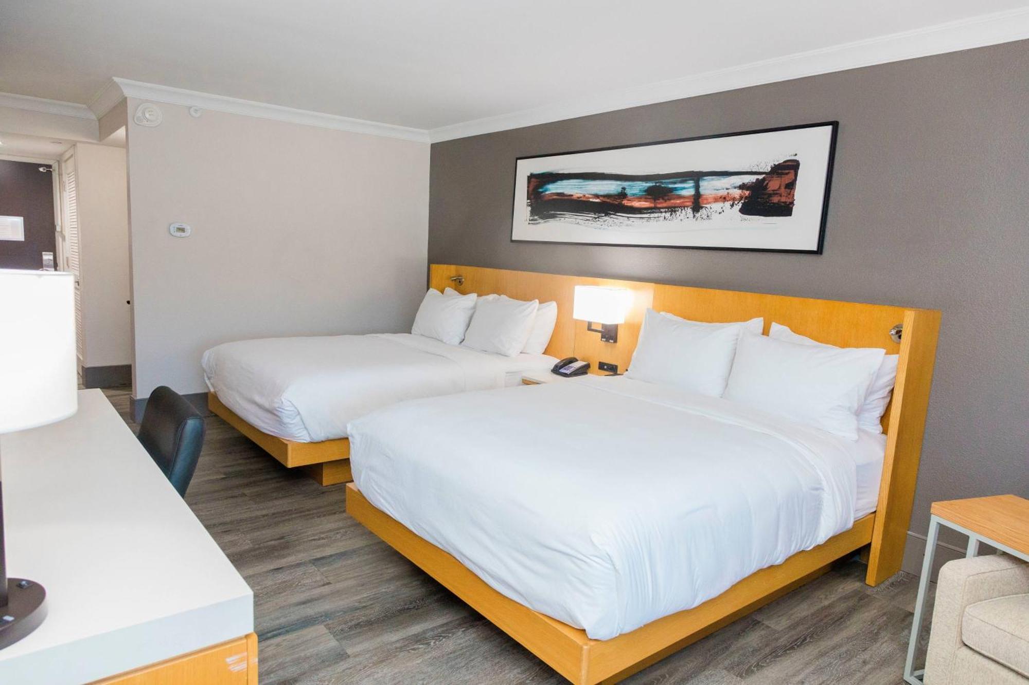 Delta Hotels By Marriott Columbia Northeast Екстер'єр фото